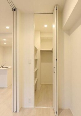 物件内観写真8　(別号室)