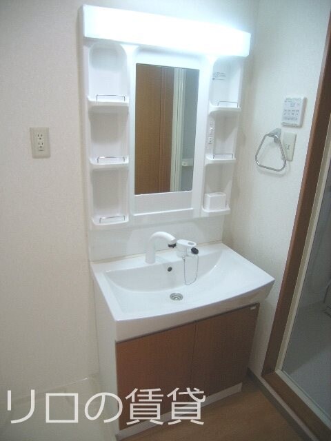 物件内観写真4　(別号室)