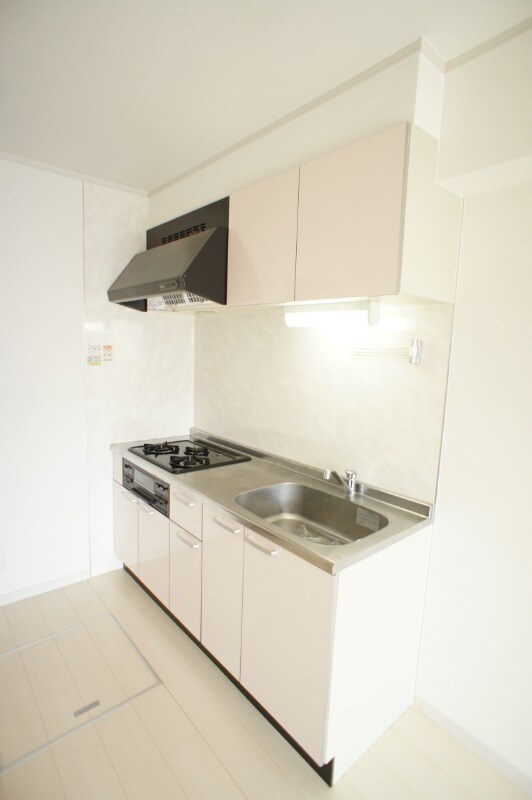 物件内観写真2　(綺麗な内装です。)