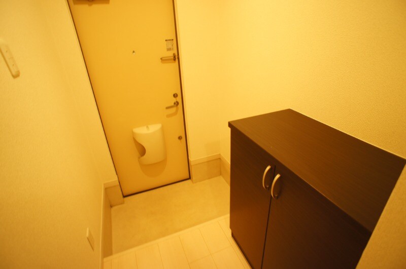 物件内観写真7　(シューズボックス付き。)