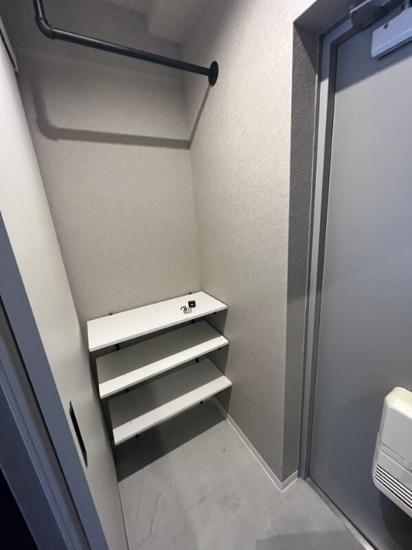 物件内観写真10　(別号室)