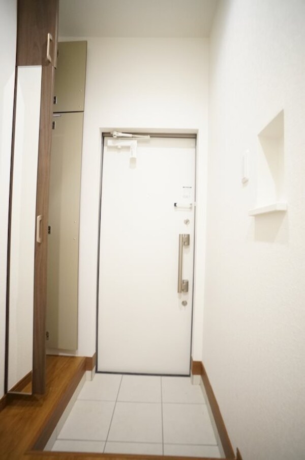 玄関(別号室イメージ)