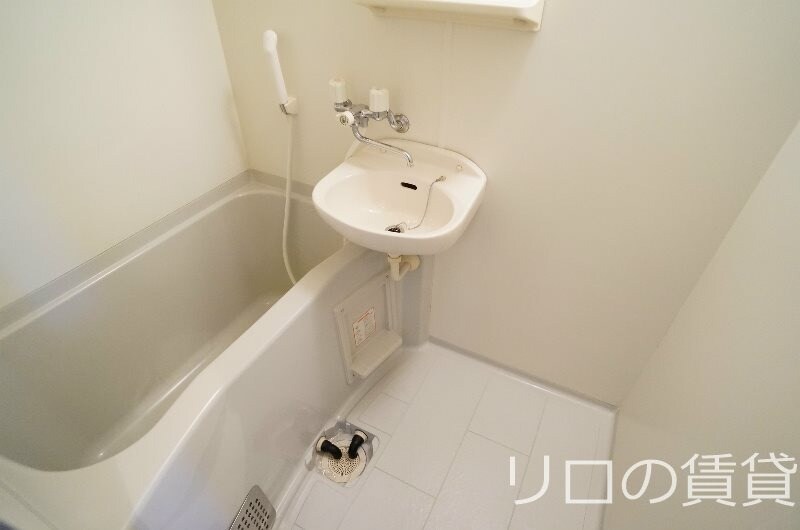 物件内観写真9　(別号室)