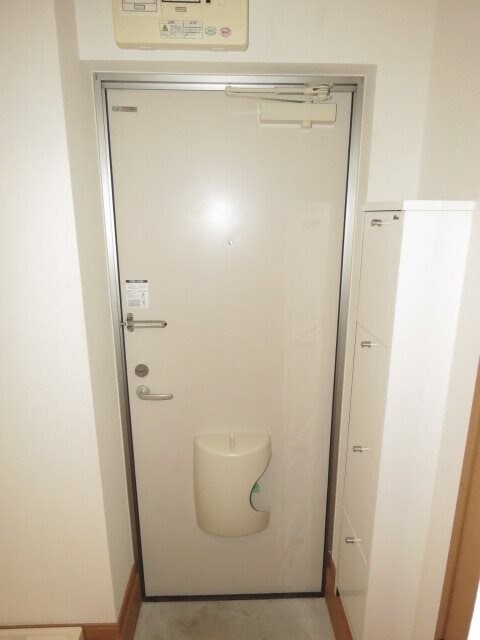 物件内観写真2　(別号室イメージ)