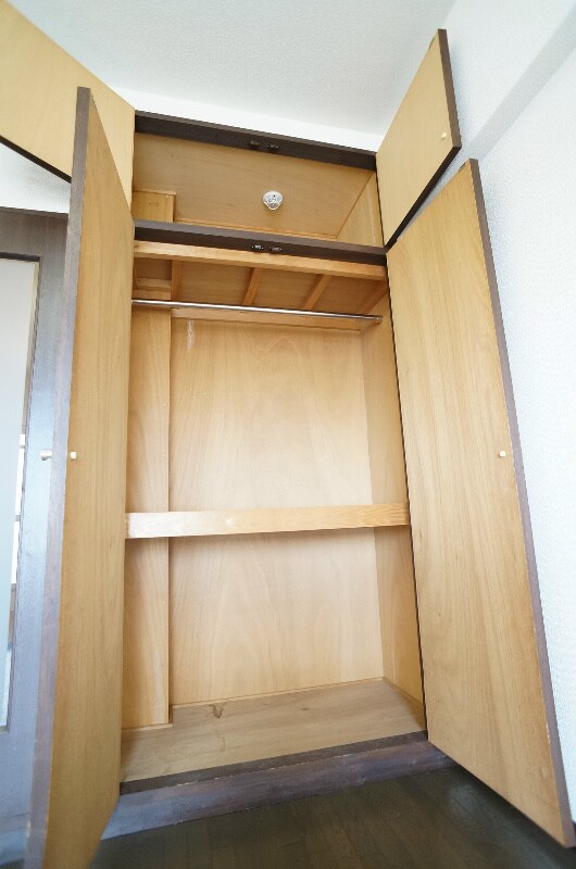 物件内観写真3　(別号室)