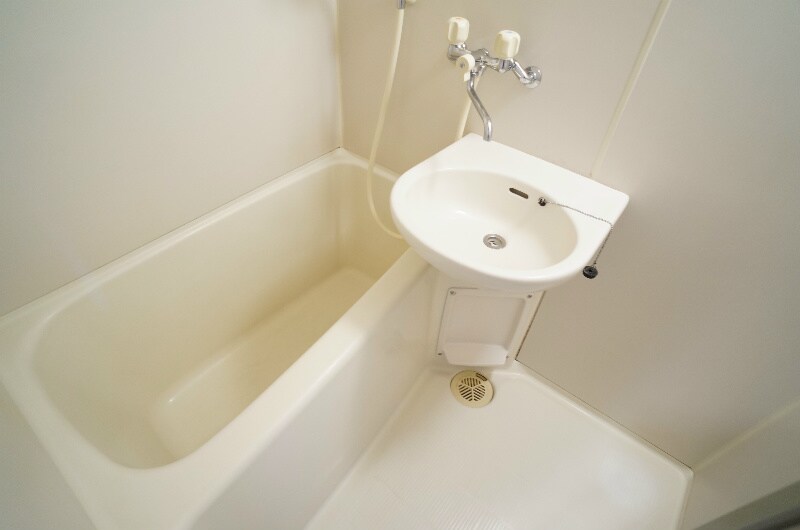 物件内観写真5　(別号室)