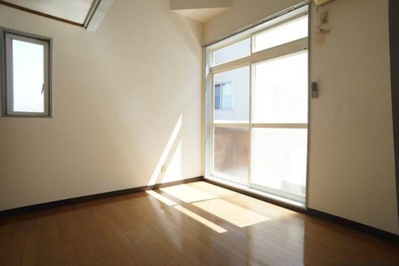 物件内観写真4　(別号室)