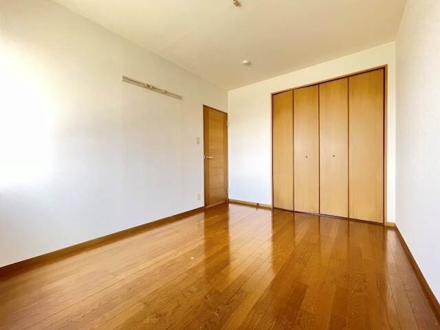 物件内観写真6　(別部屋写真)