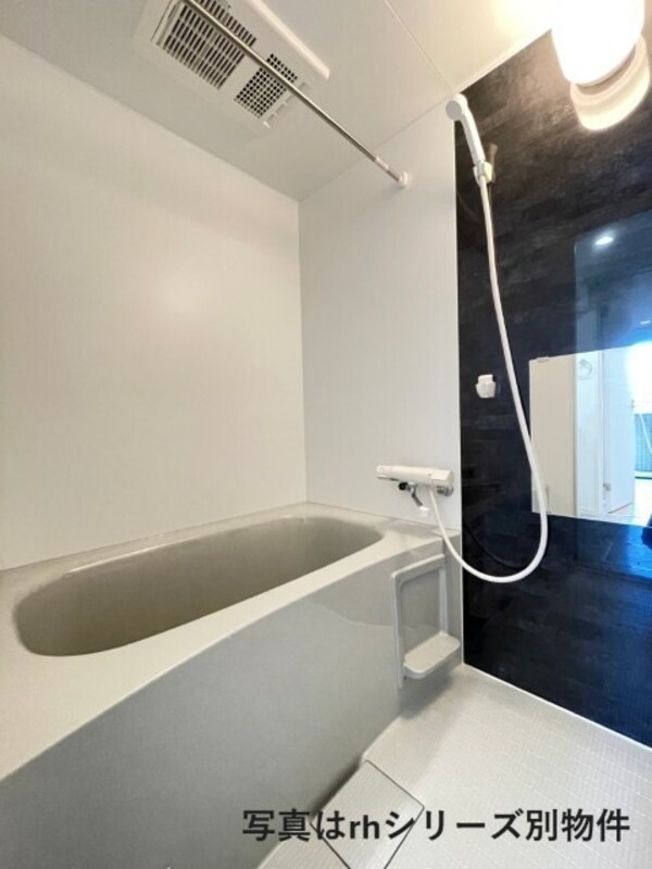 バス／シャワールーム等(同型イメージ)