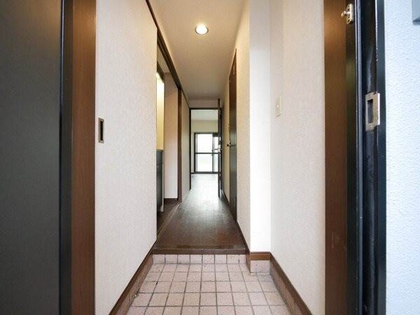 玄関(別号室イメージ)