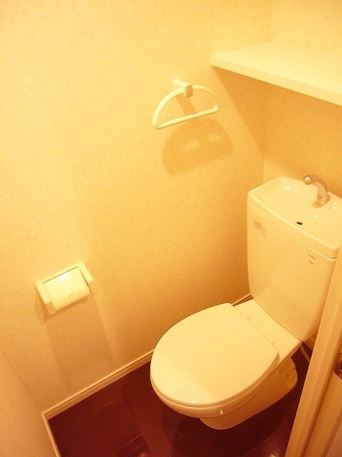 物件内観写真10　(別号室)