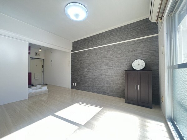 居室・リビング(別号室)