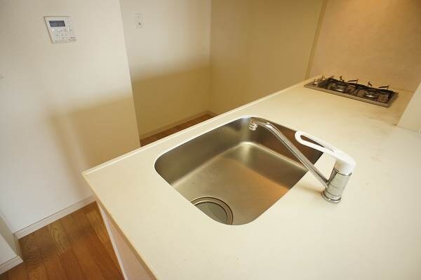 物件内観写真6　(別号室)