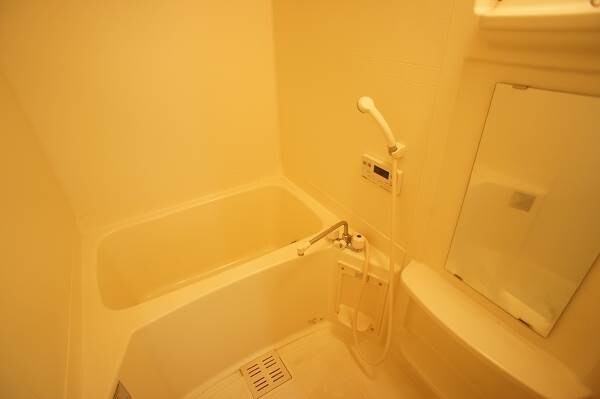 物件内観写真8　(別号室)