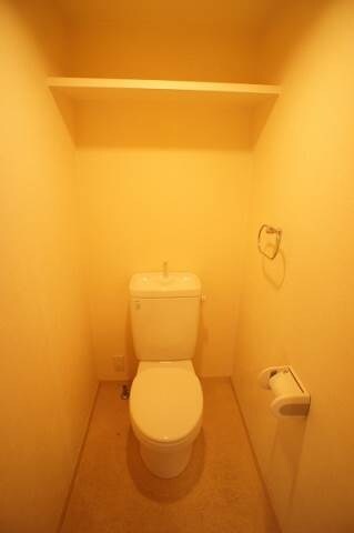 物件内観写真9　(別号室)