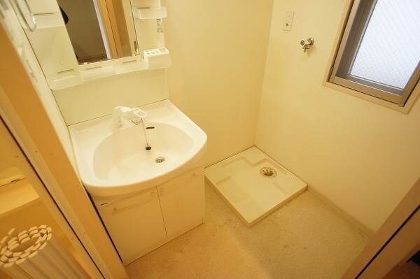 物件内観写真10　(別号室)