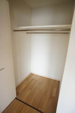 物件内観写真11　(別号室)