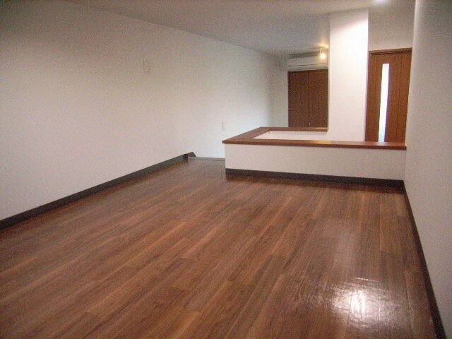 物件内観写真5　(別号室)