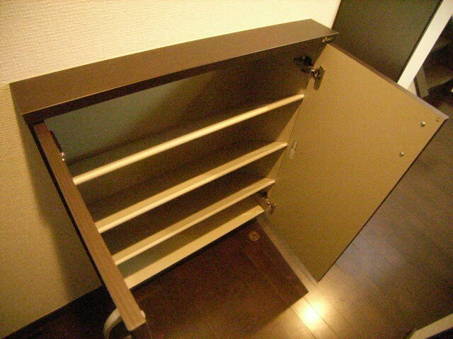 物件内観写真11　(別号室)