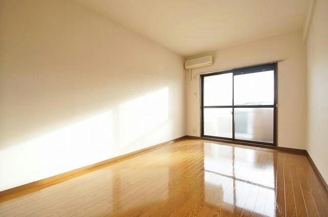 物件内観写真4　(別号室)