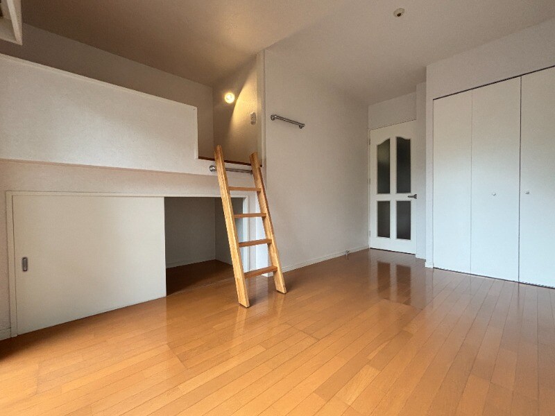 物件内観写真8　(別号室)