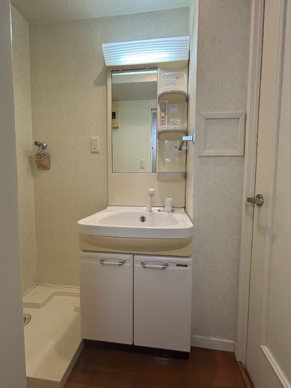 物件内観写真13　(別号室)