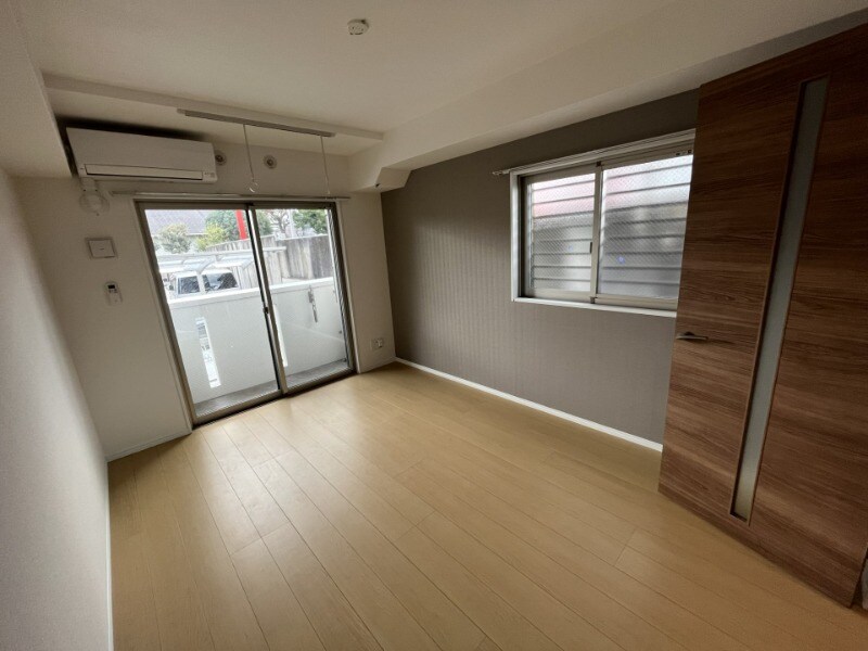 物件内観写真5　(同型物件写真)