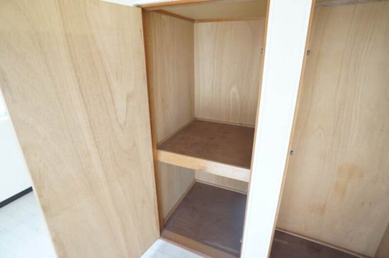 物件内観写真10　(別号室)