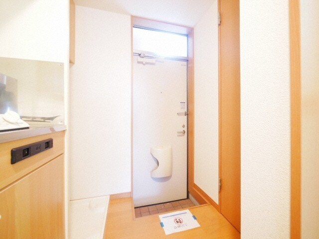 物件内観写真2　(別号室イメージ)