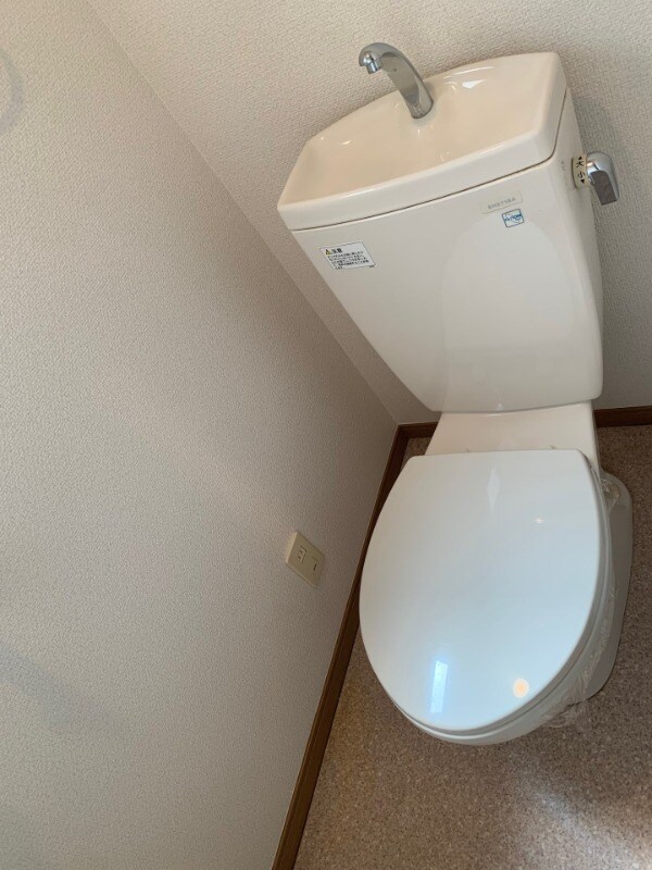 物件内観写真10　(別号室)