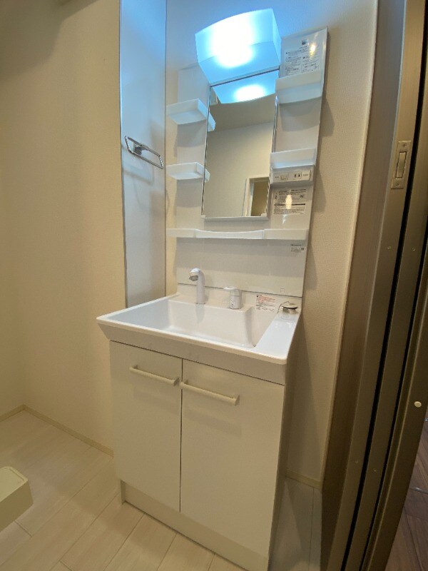 物件内観写真11　(別号室)