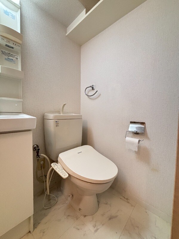 物件内観写真11　(305号室　写真)