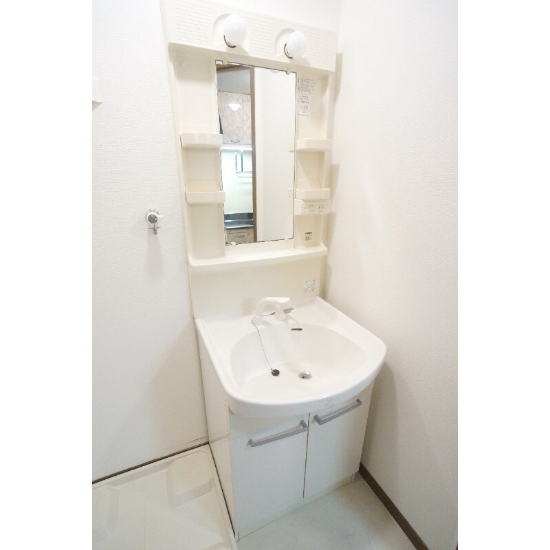 物件内観写真10　(同型写真)