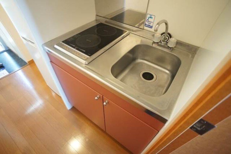 物件内観写真2　(別号室)