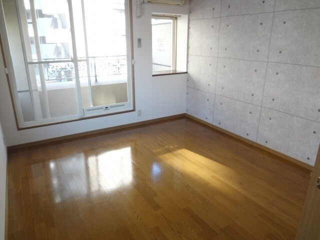 物件内観写真5　(同型イメージ)