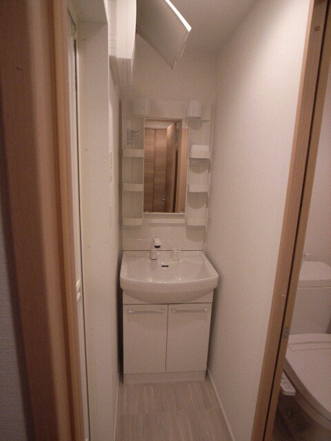 物件内観写真10　(別号室)