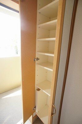 物件内観写真12　(別号室)