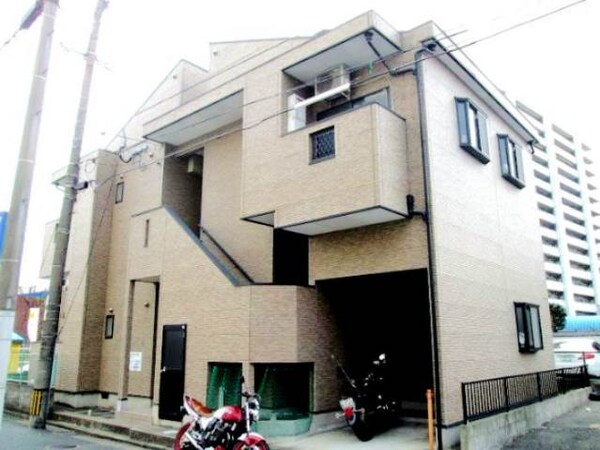 建物外観(敷金・礼金不要で初期費用抑えられます。)