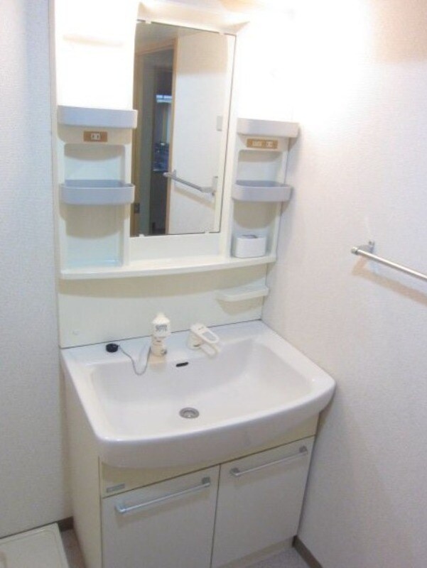 物件内観写真8　(同型イメージ)