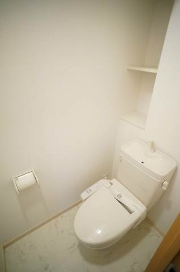 トイレ(別号室)