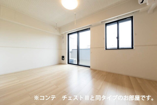 物件内観写真11　(同型イメージ)