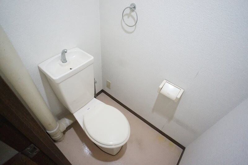 物件内観写真10　(別号室)