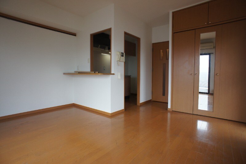 物件内観写真6　(別部屋参照)