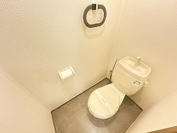 トイレ(別部屋写真)