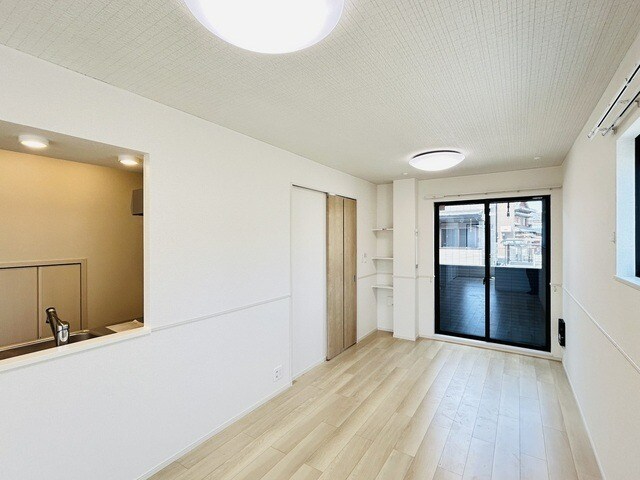 物件内観写真11　(同型イメージ)