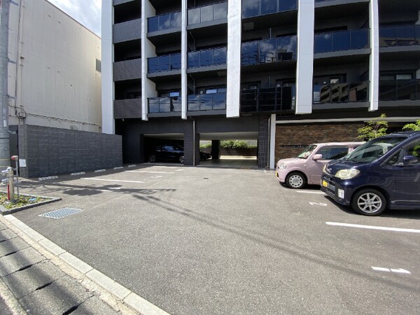 駐車場(駐車場)