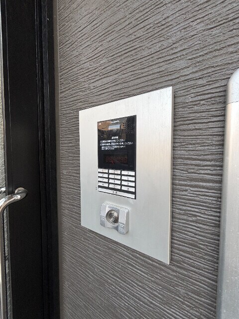 物件外観写真2　(オートロック)