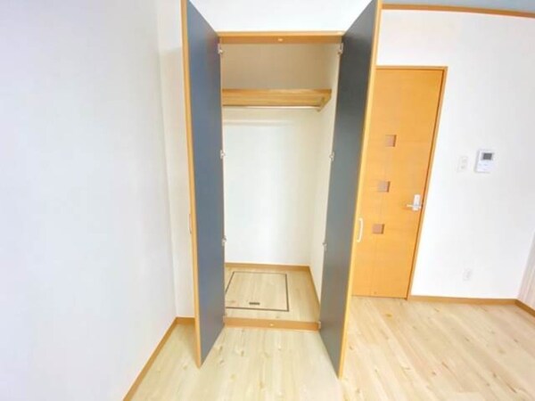 収納(別号室)