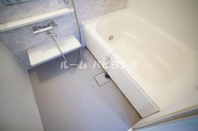 物件内観写真5　(別号室)