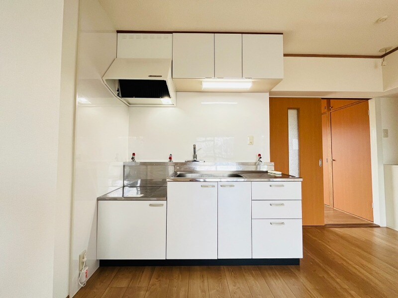 物件内観写真4　(別号室)